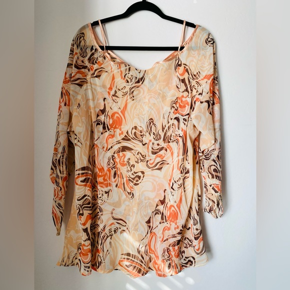 ASHLEY STEWART COLD SHOULDER SHEER FLORAL TOP - Picture 5 of 8